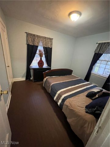 559 E Avondale Avenue, Youngstown, OH 44502