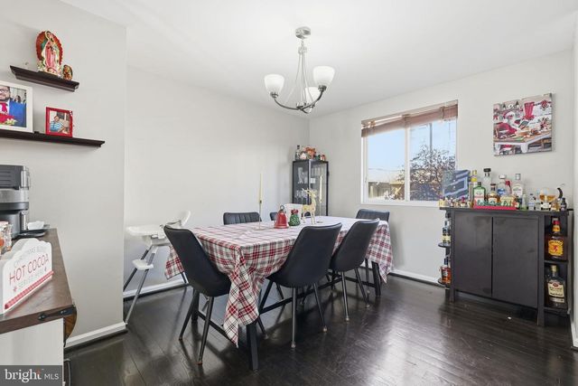 6311 BETSY ROSS CT, Centreville, VA 20121