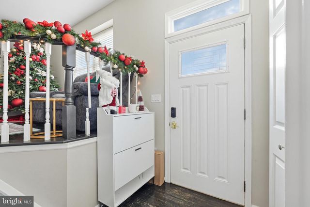 6311 BETSY ROSS CT, Centreville, VA 20121