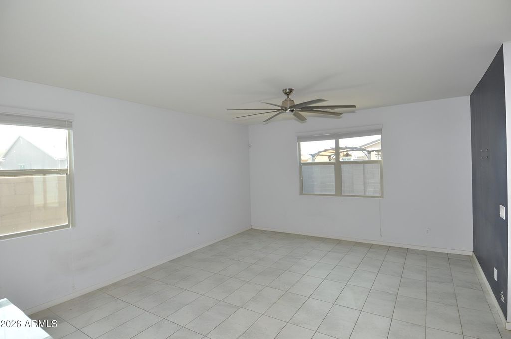 18828 W SHANGRI LA Road, Surprise, AZ 85388 — photo 5
