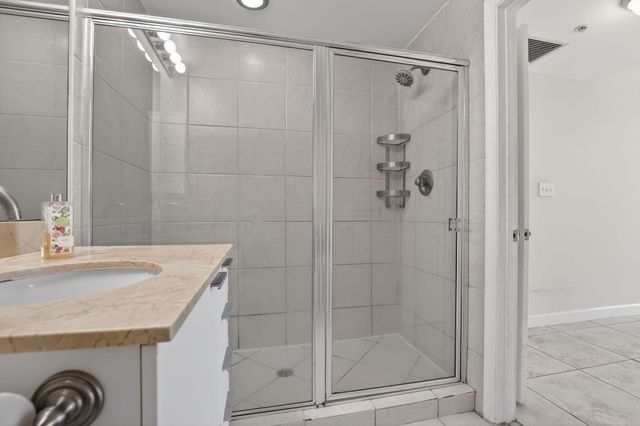 140 S Dixie Highway 819, Hollywood, FL 33020