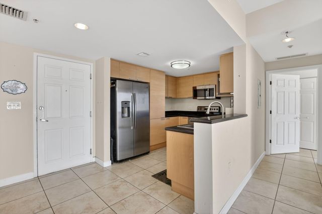 140 S Dixie Highway 819, Hollywood, FL 33020