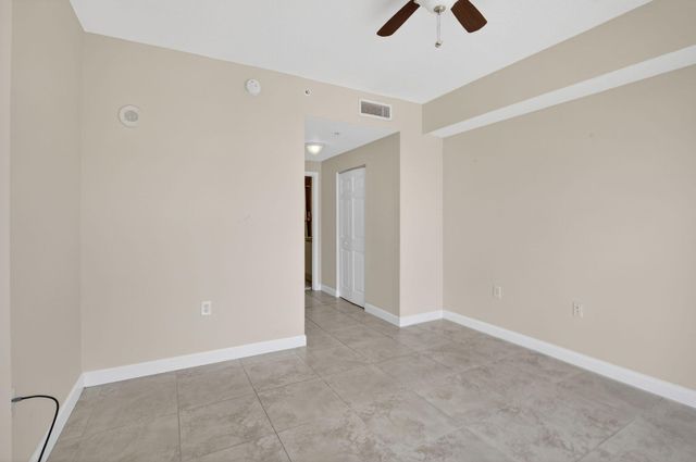 140 S Dixie Highway 819, Hollywood, FL 33020