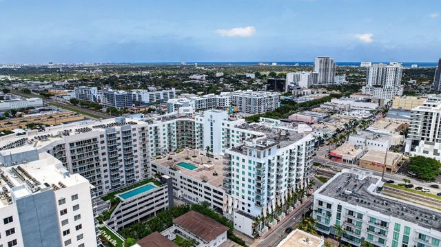 140 S Dixie Highway 819, Hollywood, FL 33020