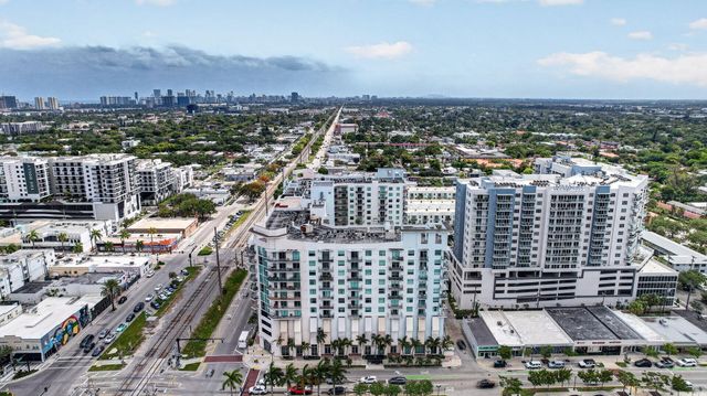 140 S Dixie Highway 819, Hollywood, FL 33020