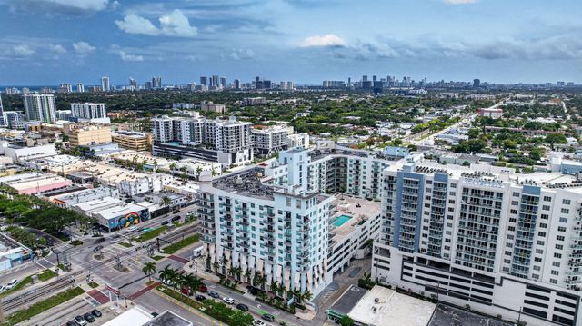 140 S Dixie Highway 819, Hollywood, FL 33020