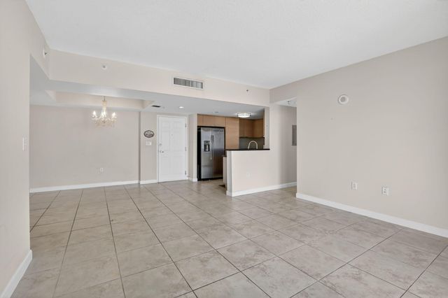 140 S Dixie Highway 819, Hollywood, FL 33020