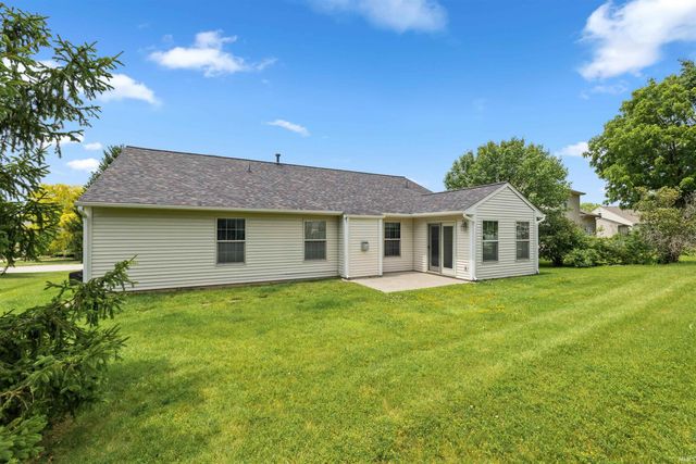 8730 Snowgoose Lane, Fort Wayne, IN 46825