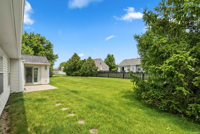 8730 Snowgoose Lane, Fort Wayne, IN 46825