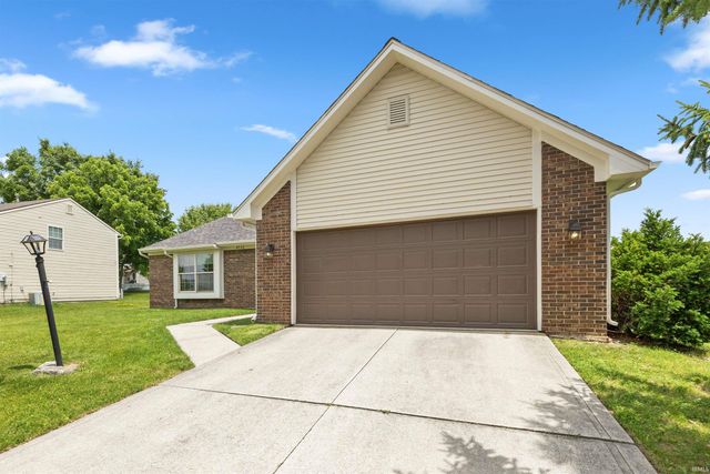8730 Snowgoose Lane, Fort Wayne, IN 46825