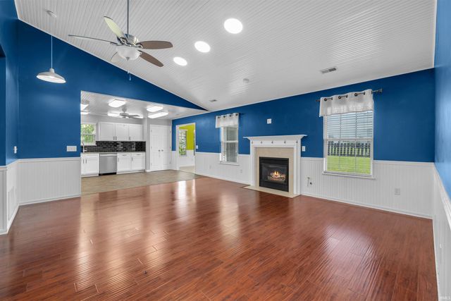 8730 Snowgoose Lane, Fort Wayne, IN 46825
