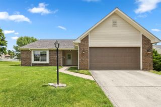 8730 Snowgoose Lane, Fort Wayne, IN 46825