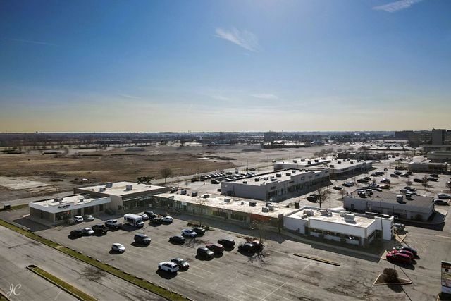 4451B Lincoln Highway, Matteson, IL 60443