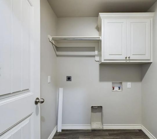 6040 24th Street, APT 24, Lubbock, TX 79407