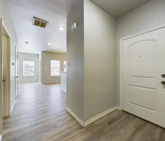 6040 24th Street, APT 24, Lubbock, TX 79407