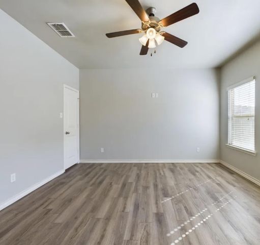 6040 24th Street, APT 24, Lubbock, TX 79407
