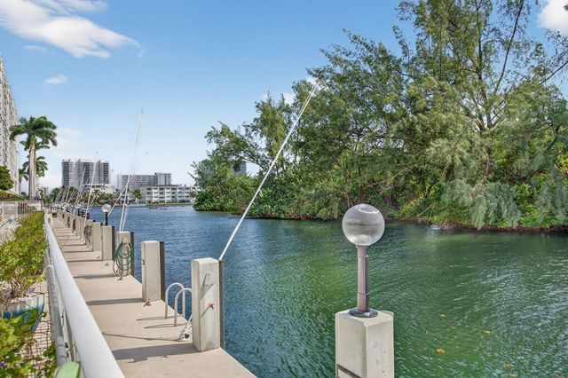 2850 NE 14th Street Causeway 107, Pompano Beach, FL 33062