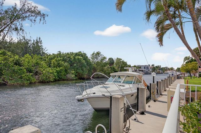 2850 NE 14th Street Causeway 107, Pompano Beach, FL 33062