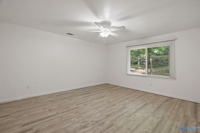1803 Mountainbrook Drive, Huntsville, AL 35801