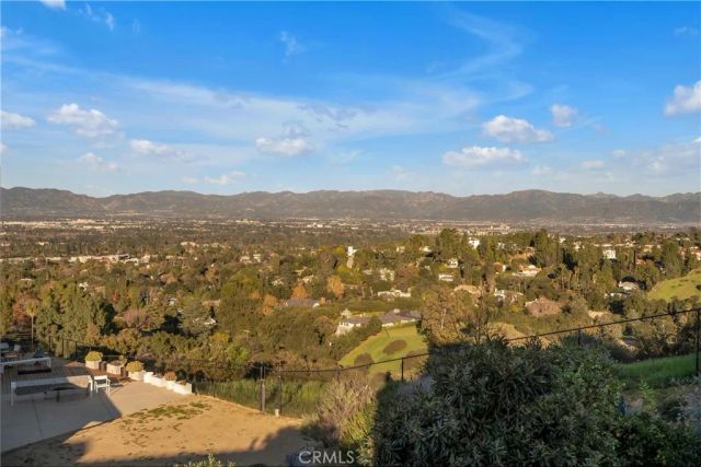 4326 Coronet Drive, Encino, CA 91316