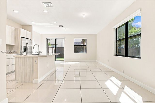 15839 NW 91st Ct ., Miami Lakes, FL 33018