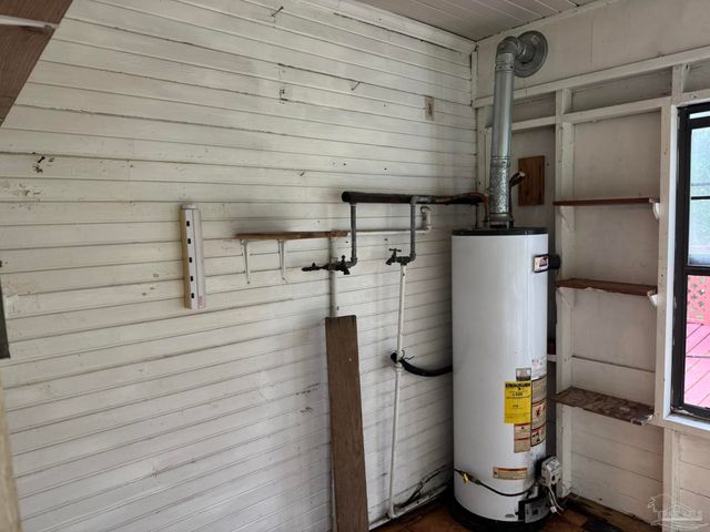 11150 Hwy 97, Walnut Hill, FL 32568