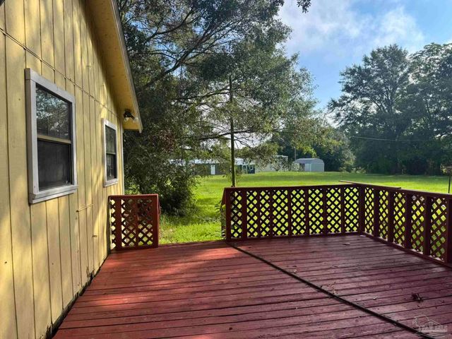 11150 Hwy 97, Walnut Hill, FL 32568