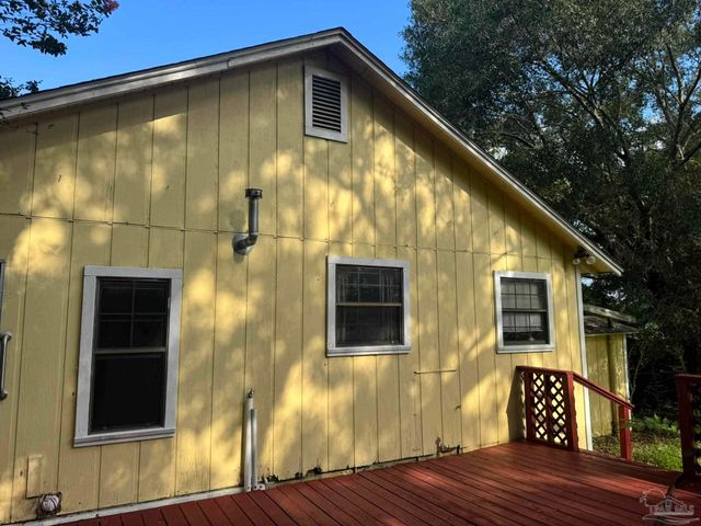 11150 Hwy 97, Walnut Hill, FL 32568