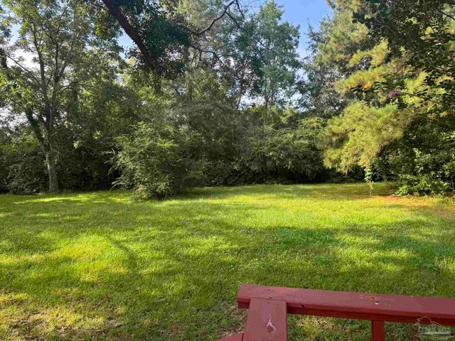 11150 Hwy 97, Walnut Hill, FL 32568