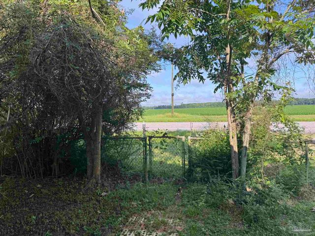 11150 Hwy 97, Walnut Hill, FL 32568