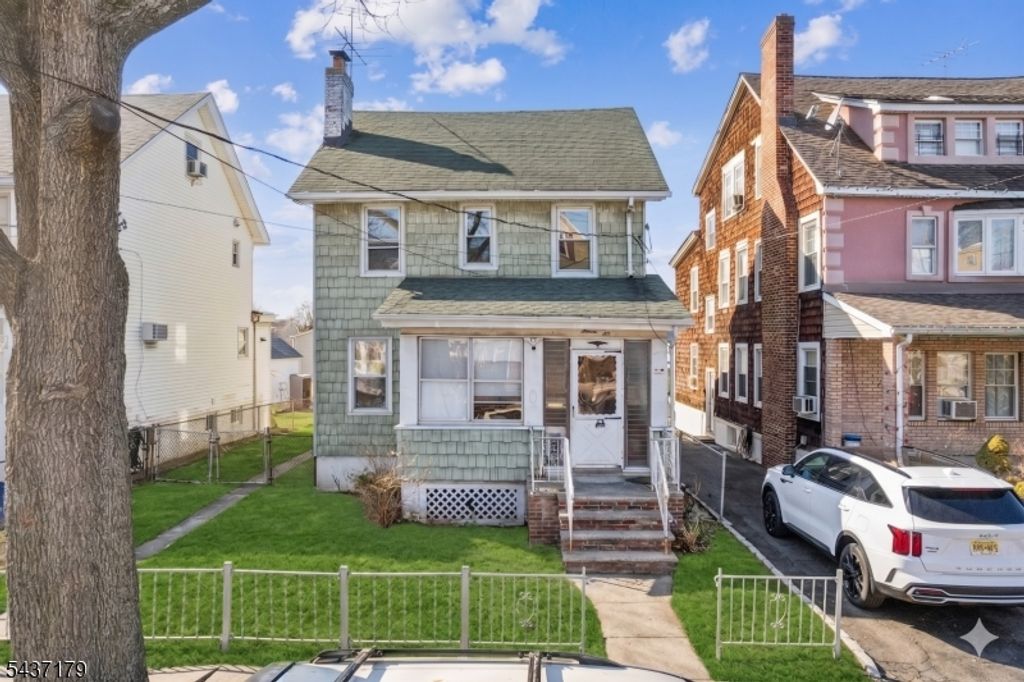 96 Beaumont Pl, Newark City, NJ 07104