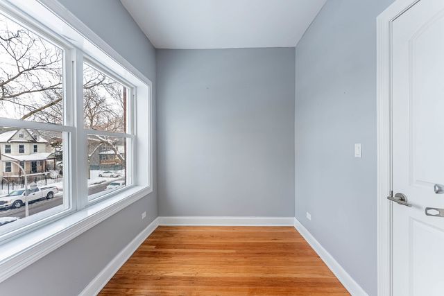 163 N Lockwood Avenue 2, Chicago, IL 60644