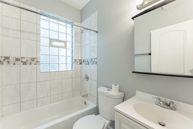 163 N Lockwood Avenue 2, Chicago, IL 60644