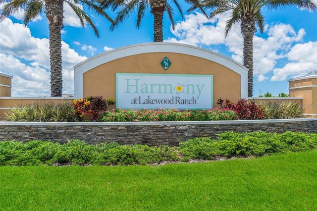 5032 SKYVIEW LANE, Bradenton, FL 34211