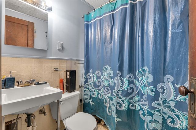 247 Columbus Avenue, Buffalo, NY 14220
