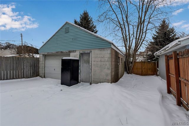 247 Columbus Avenue, Buffalo, NY 14220