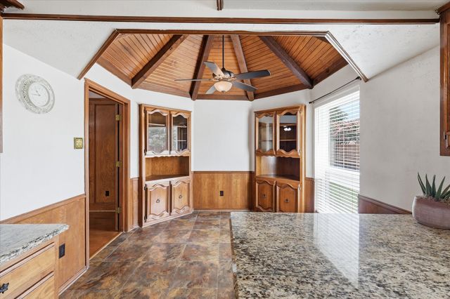 1000 Oxfordshire Drive, Carrollton, TX 75007
