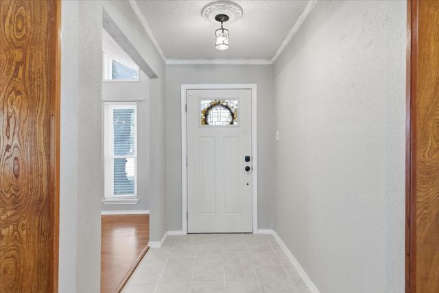 1000 Oxfordshire Drive, Carrollton, TX 75007