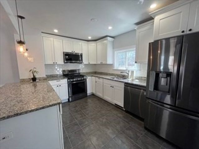 24 May Ter, Weymouth, MA 02190