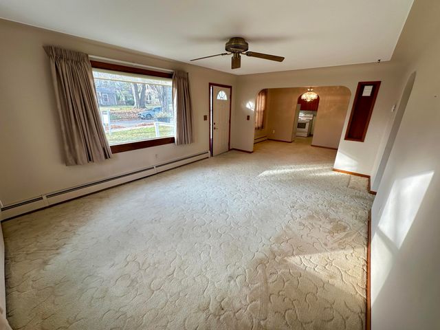 744 Horton, Northville, MI 48167