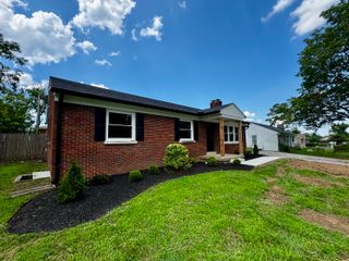 1821 Blue Ridge Drive, Lexington, KY 40505