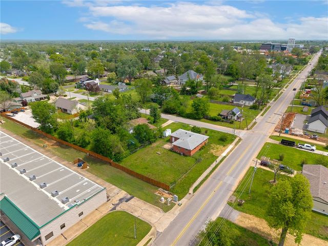 NW G Street, Bentonville, AR 72712
