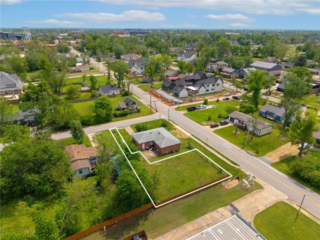 NW G Street, Bentonville, AR 72712