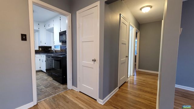 854 S 48th Street, Lincoln, NE 68510