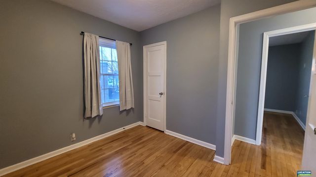 854 S 48th Street, Lincoln, NE 68510