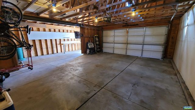 854 S 48th Street, Lincoln, NE 68510