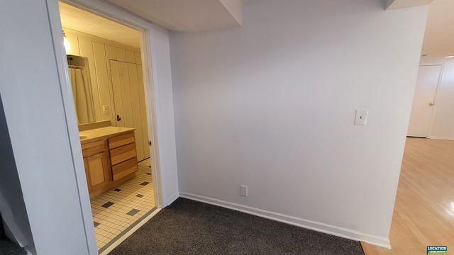 854 S 48th Street, Lincoln, NE 68510