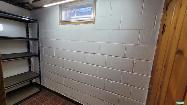 854 S 48th Street, Lincoln, NE 68510