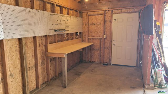 854 S 48th Street, Lincoln, NE 68510