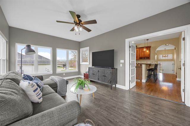3991 NE Roberts Ridge, Iowa City, IA 52240